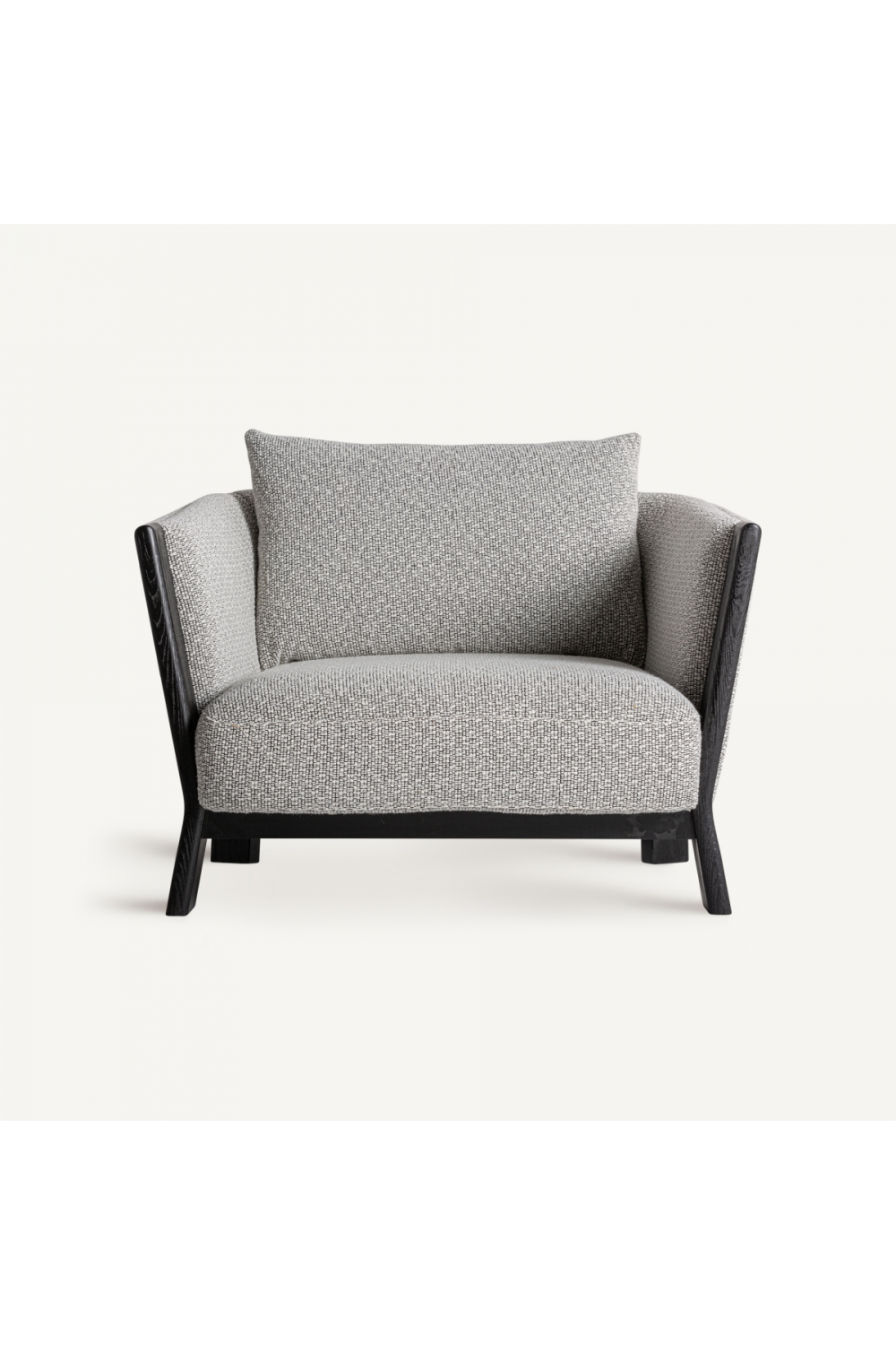 Black Oak Frame Padded Armchair | Vical Home Nara | Oroa.com