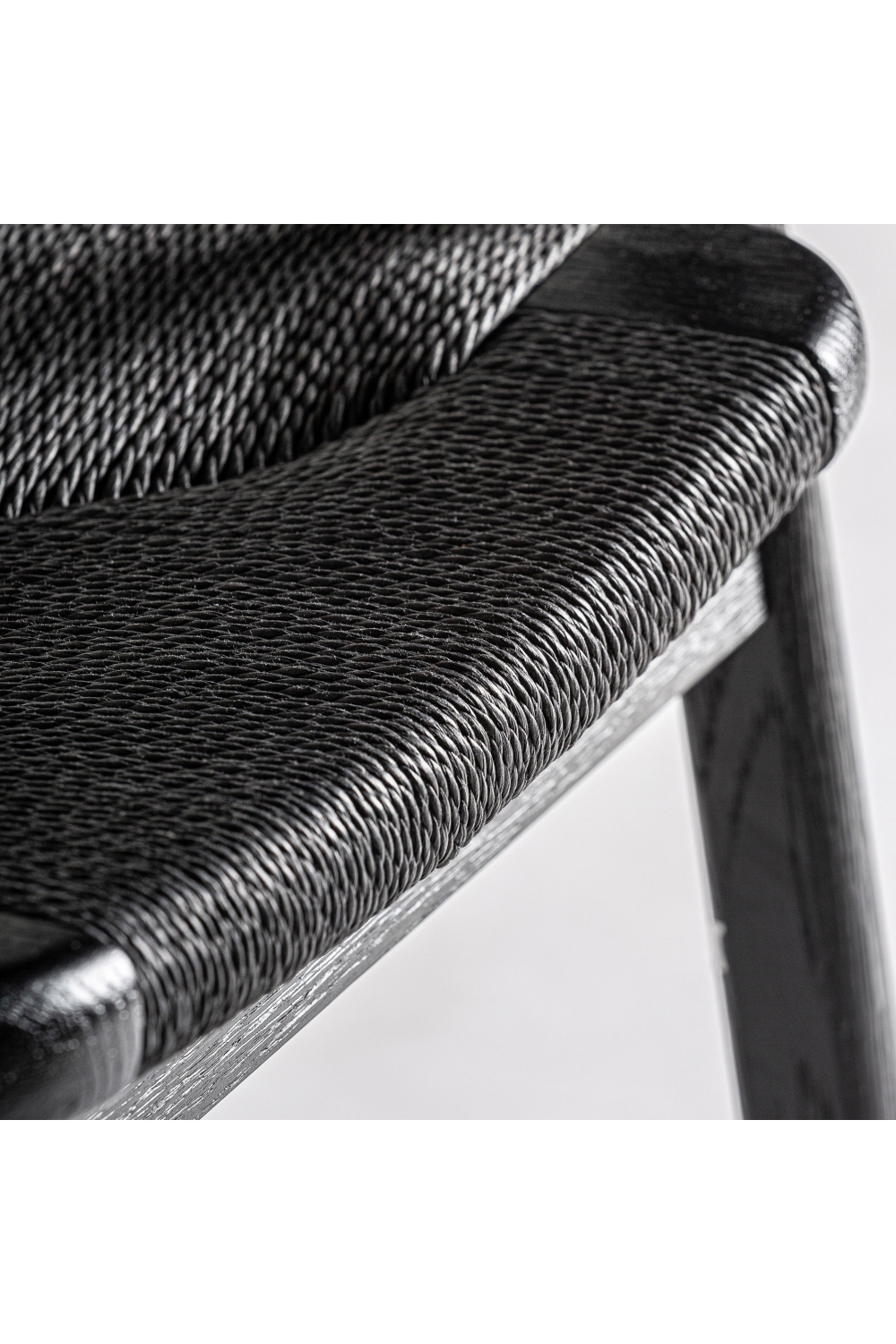 Black Oak Accent Chair | Vical Home Tasque | Oroa.com