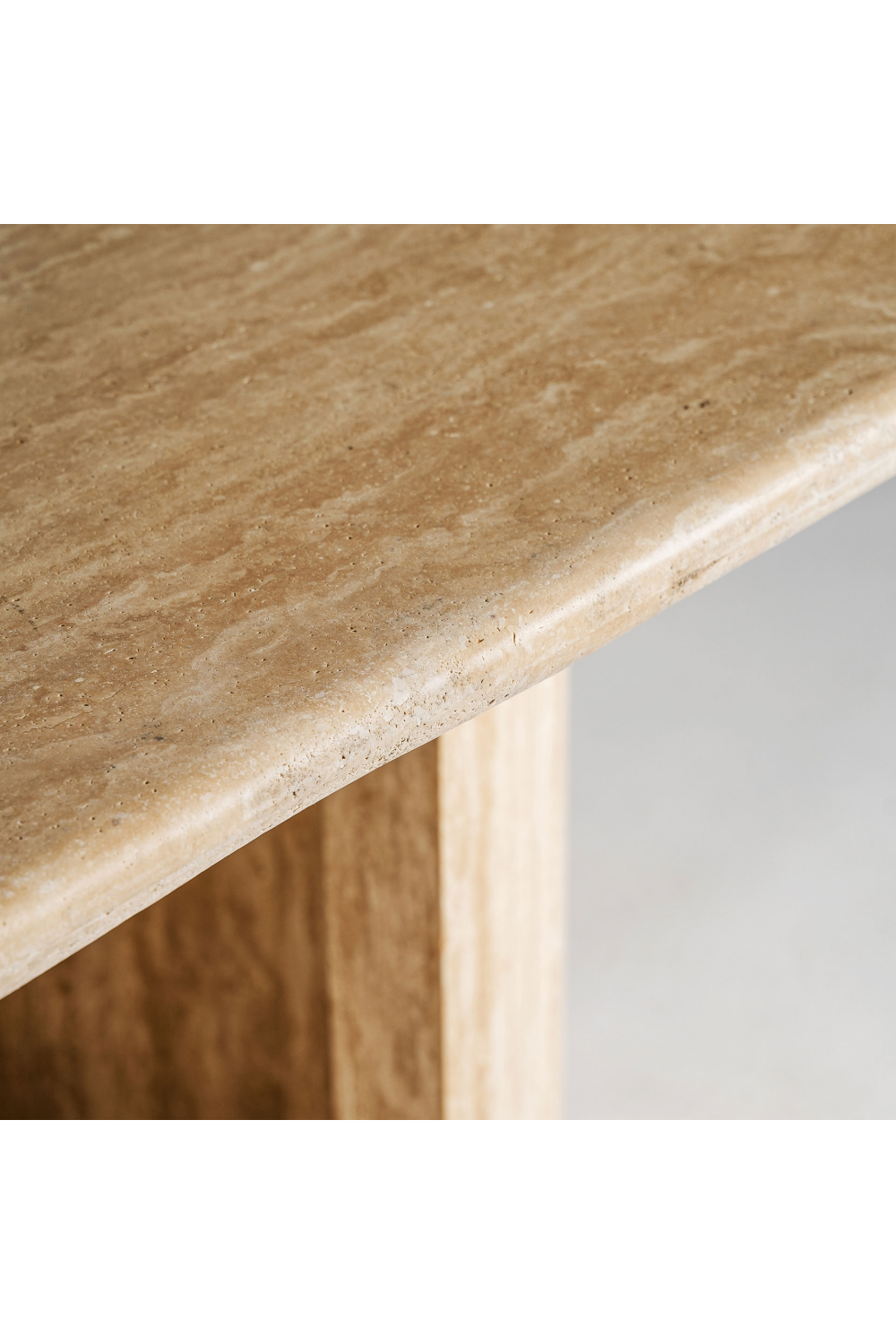 Travertine Oval Dining Table | Vical Home Thiennes | Oroa.com