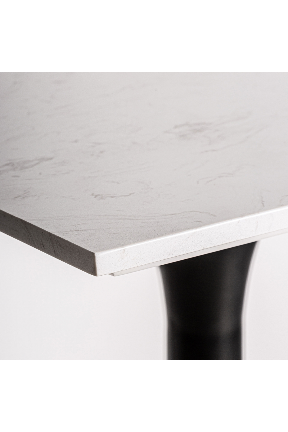 White Porcelain Bar Table | Vical Home Perrier | Oroa.com