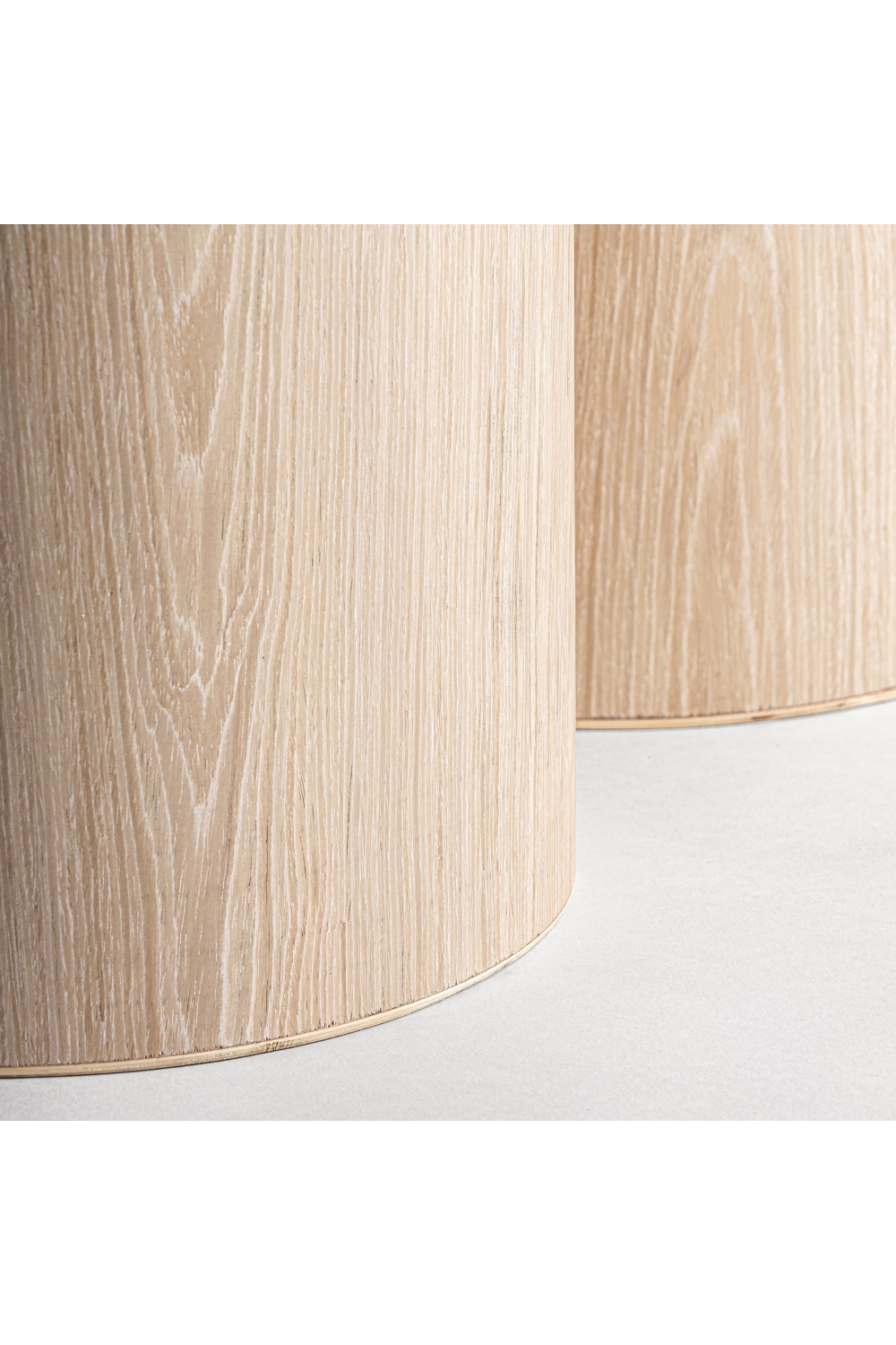 Cream Oak Round Dining Table | Vical Home Prayssac | Oroa.com