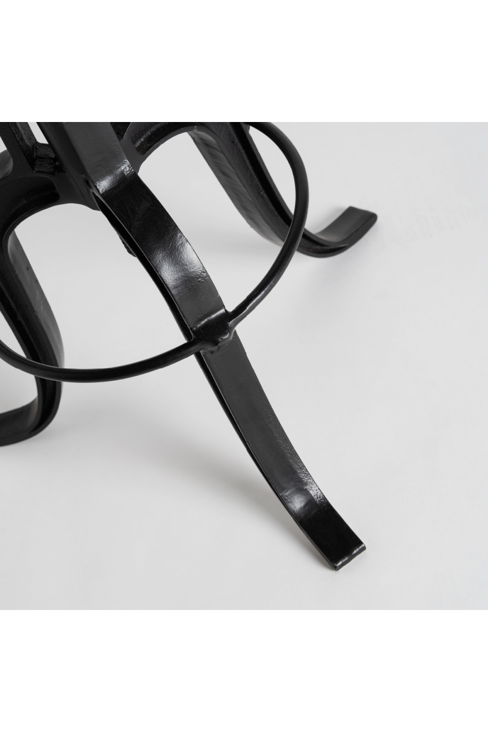 Brown Leather Vintage Stool | Vical Home Ripley | Oroa.com