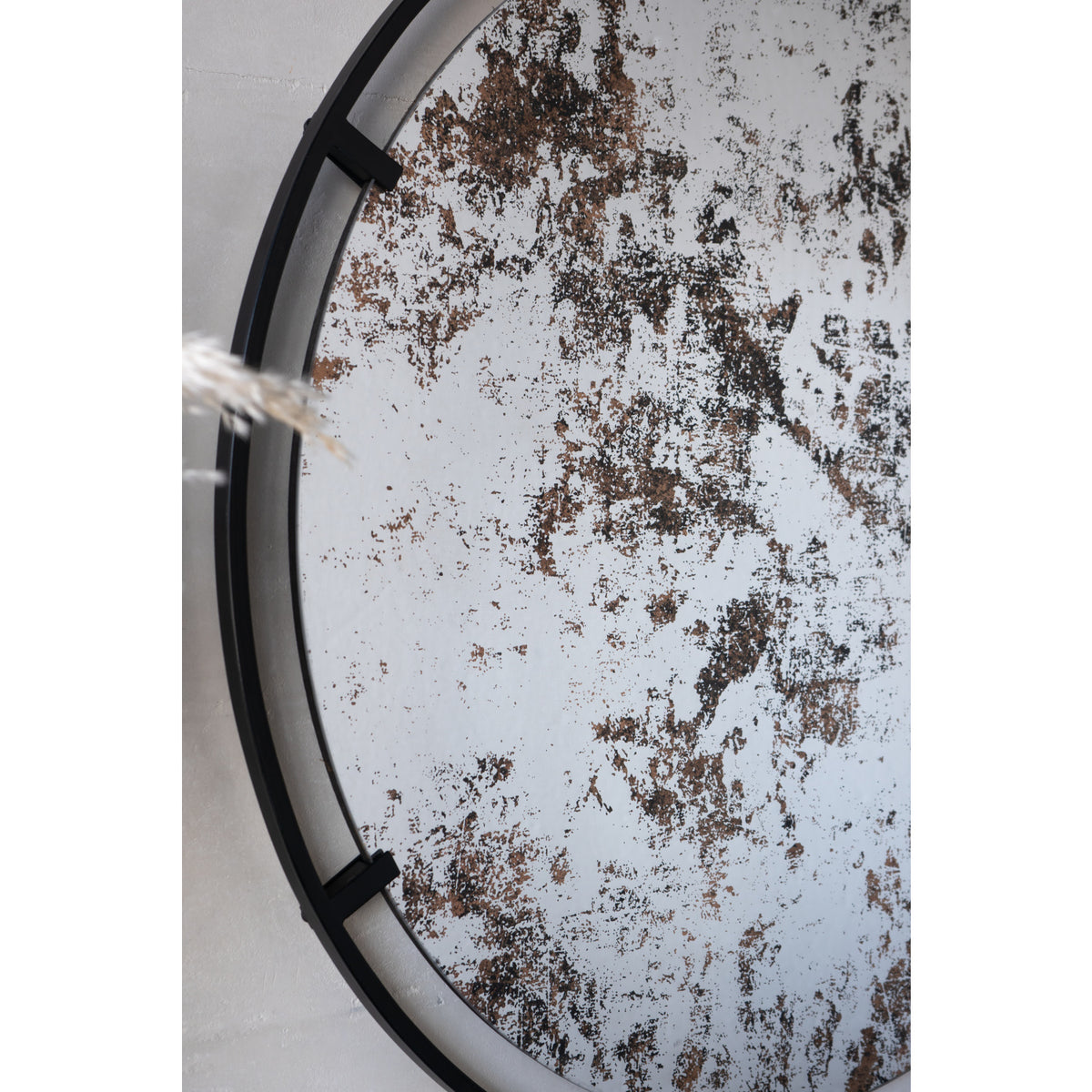 Black Metal Frame Wall Mirror | OROA