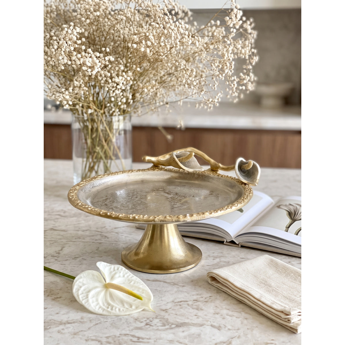 Calla Lily Decorative Pedestal Tray | OROA