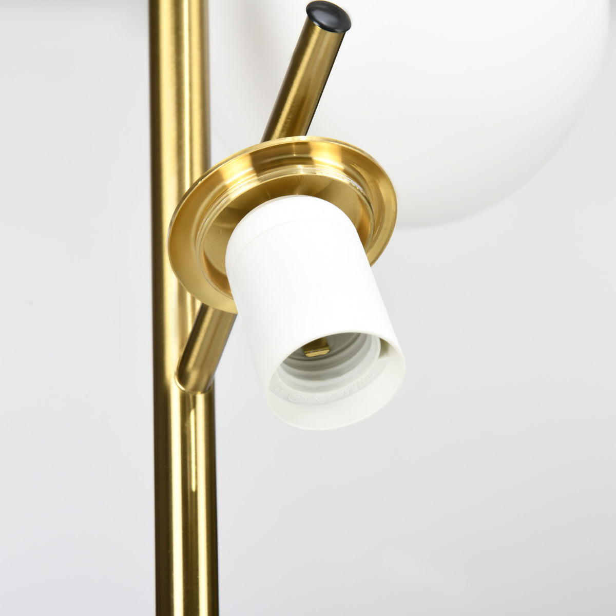 Modern Tree Standing Floor Lamp | OROA