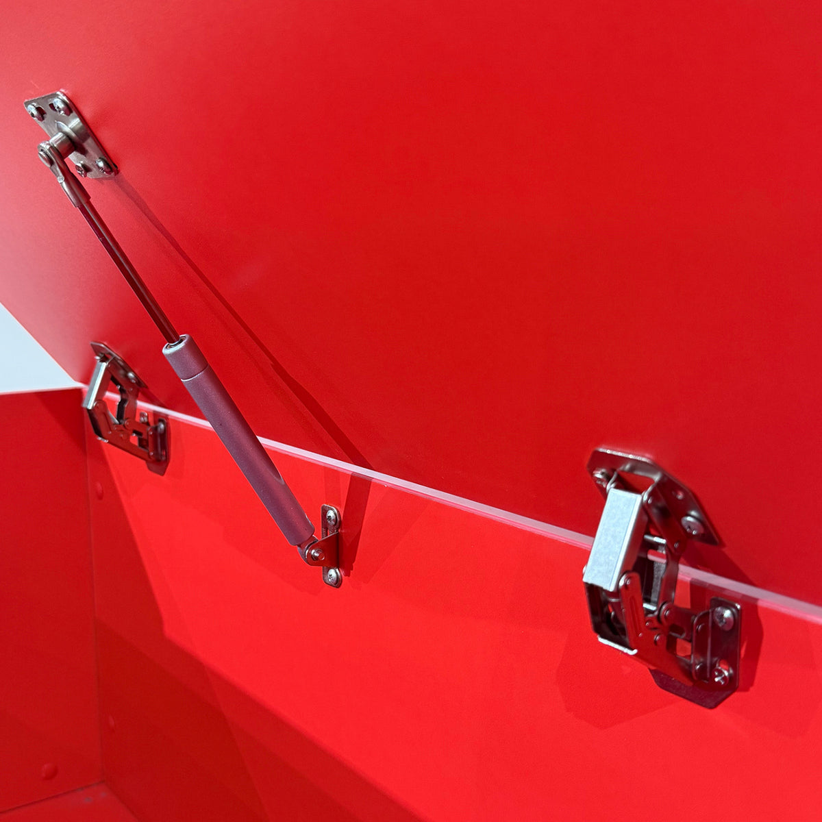 Fire Truck Storage Soft-Close Toy Box | OROA Kids