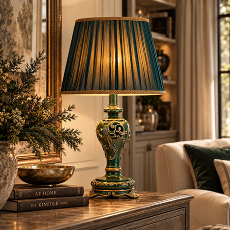 Vintage Farmhouse Table Lamp | OROA