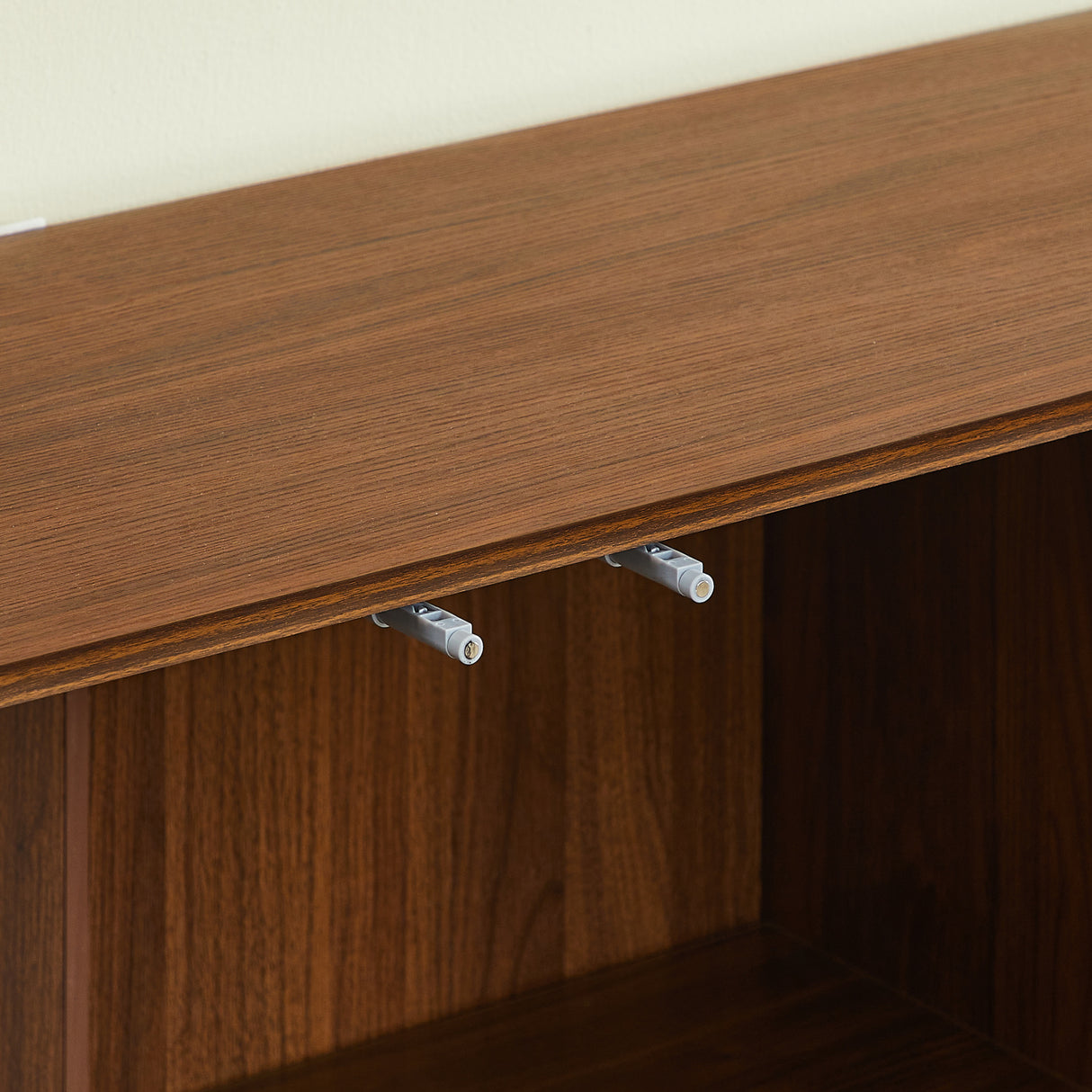 Modern Vertical Fluted Entryway Sideboard | OROA