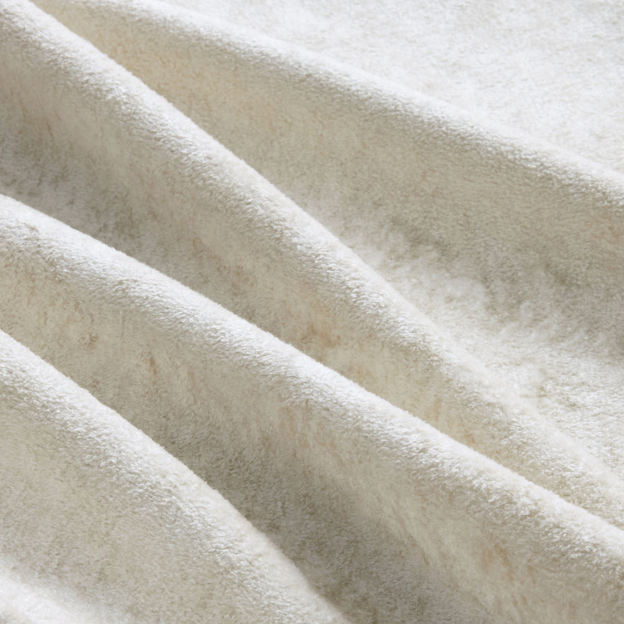 Beige Velvet Ottoman | OROA
