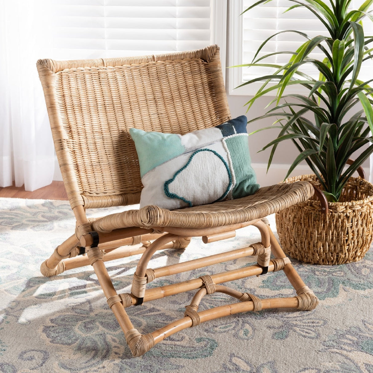 Modern European furniture - Natural Rattan Foldable Lounge Chair - www.oroa.com