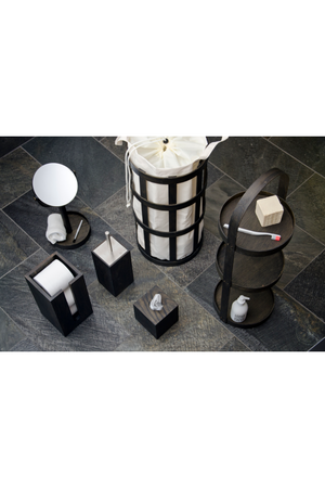 Oak Double Face Mirror with Storage Tray | Wireworks Close-up | Oroa.com