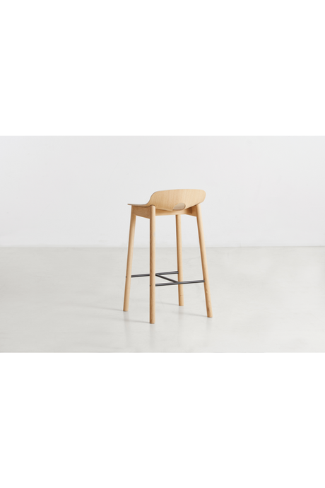Classic Oak Counter Stool | WOUD Mono | OROA.com