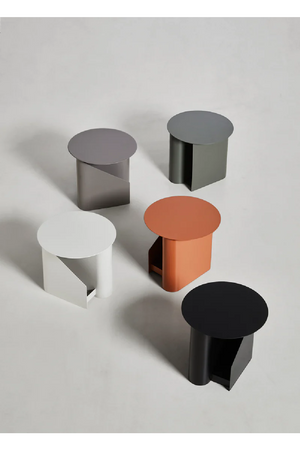 Metal Modern Side Table | WOUD Sentrum | OROA.com