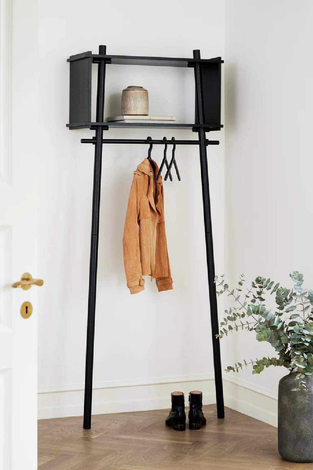 Oak Minimalist Wardrobe L | WOUD Töjbox | OROA.com