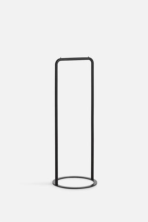 Black Metal Clothing Rack | WOUD O&O | OROA.com