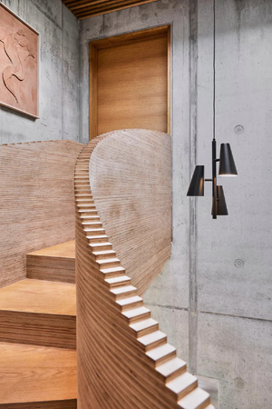 Industrial Black Pendant Lamp | WOUD Cono | OROA.com