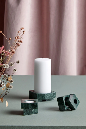 Marble Contemporary Candle Holder | WOUD Jeu De Dés 3 | OROA.com