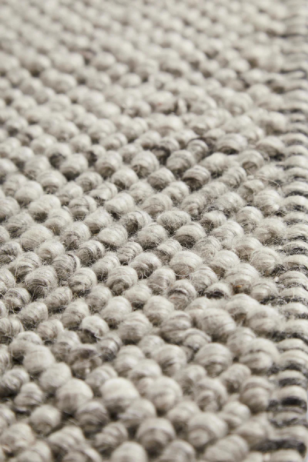 Wool Blend Area Rug 6'5 x 10 | WOUD Tact | OROA.com