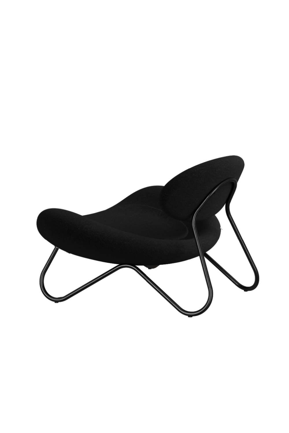 Black Framed Modern Lounge Chair | WOUD Meadow | OROA.com