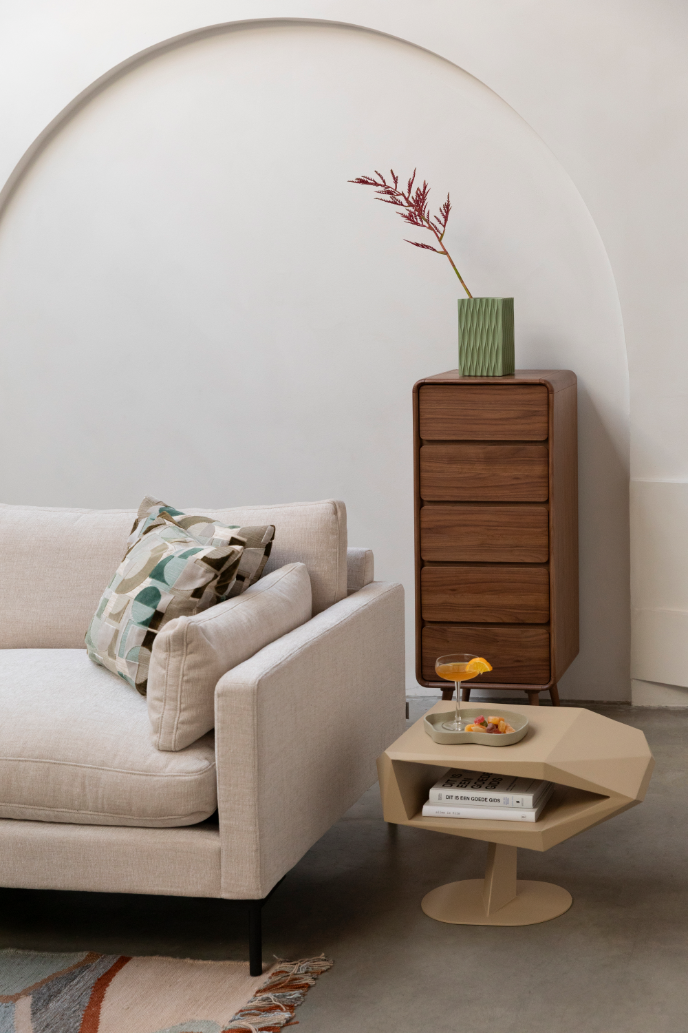 Modern Geometrical Side Table | Zuiver North | OROA.com