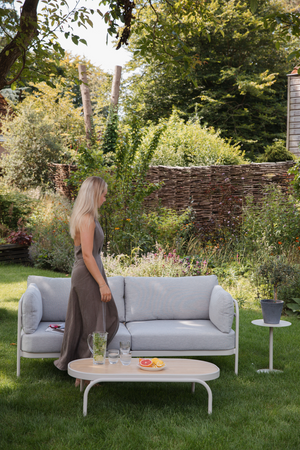 Beige Aluminum Coffee Table | Zuiver Vista | OROA.com