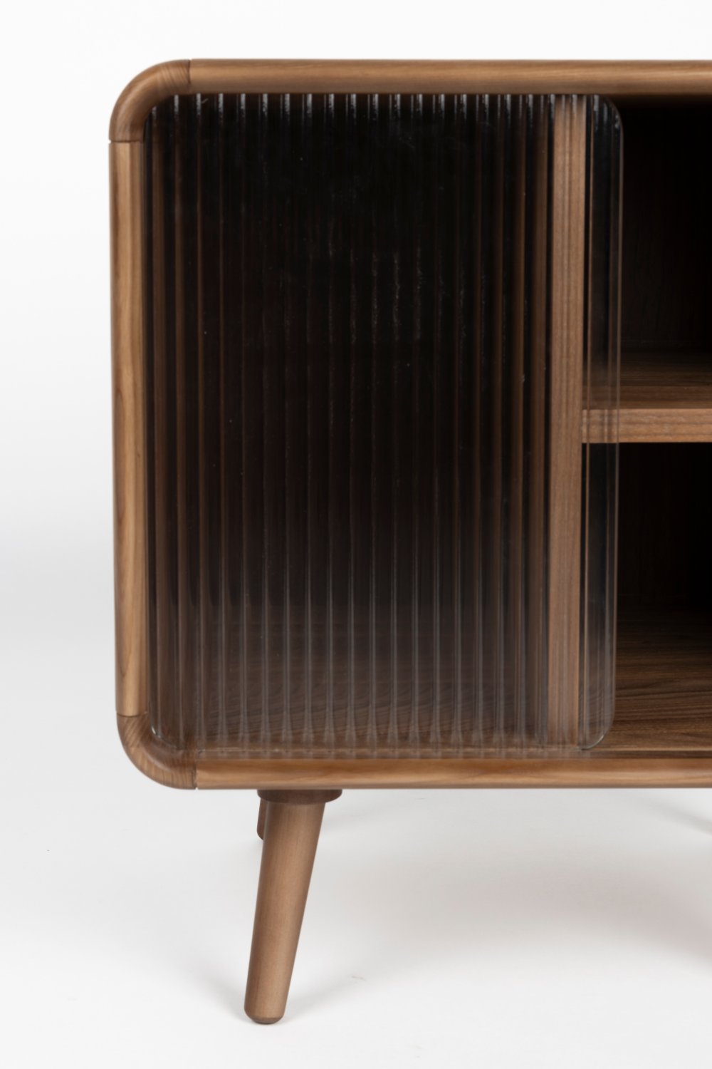 Ash Wood Side Table / Bedstand | Zuiver Rise | OROA.com