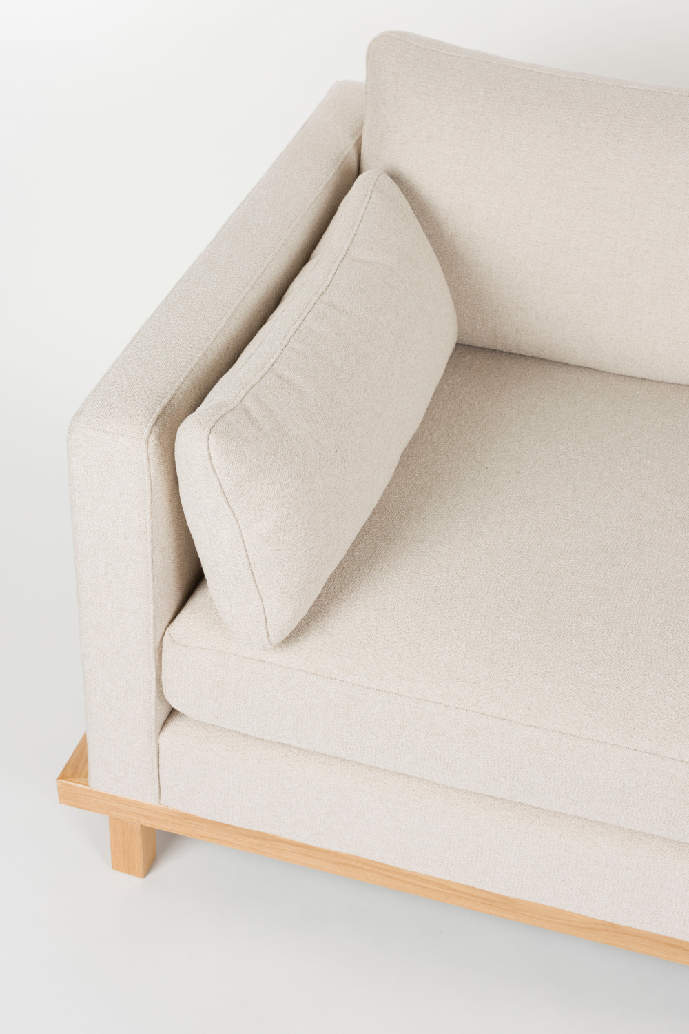 Cream Fabric Sofa | Zuiver Blossom | Oroa.com