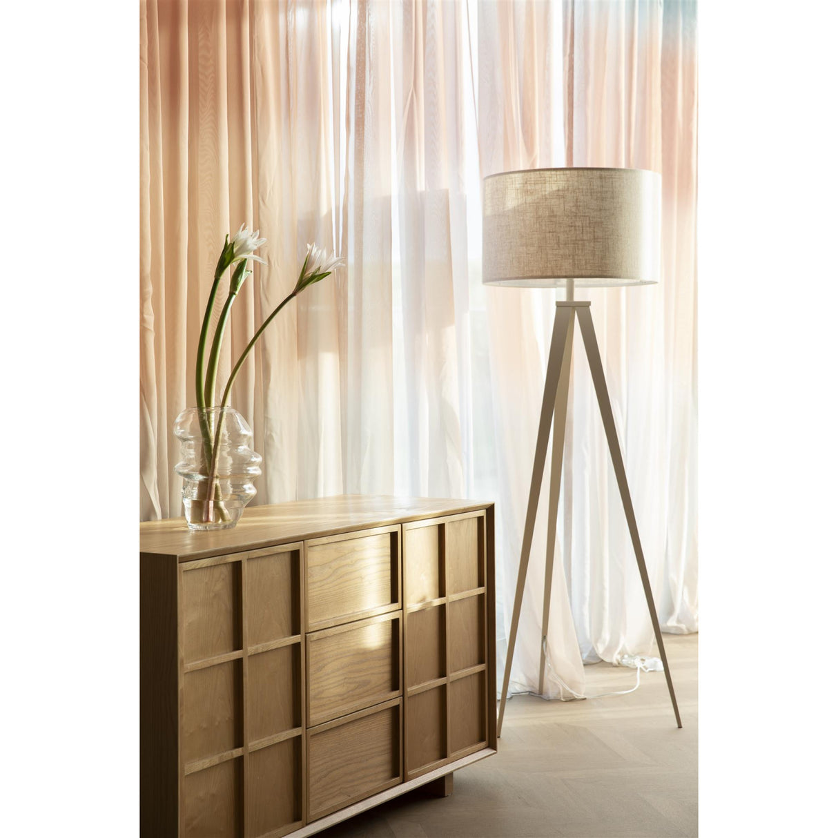   Drum Shade Floor Lamp | Oroa.com