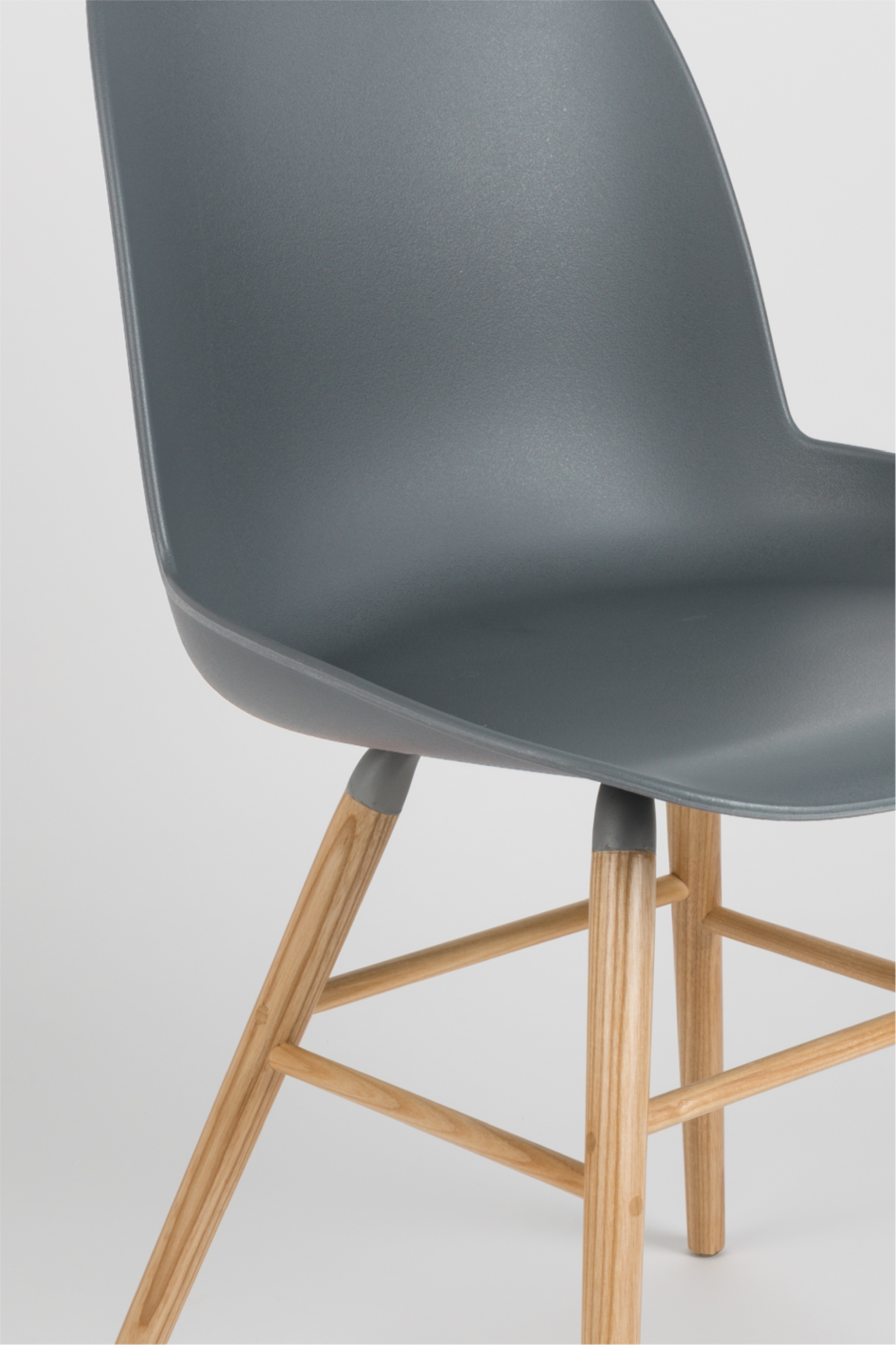Shell Dining Chairs (2) | Zuiver Albert Kuip | Oroa.com