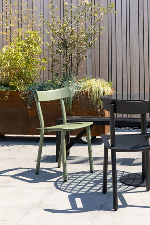 Green Dining Chairs (2) | Zuiver Friday | OROA.com