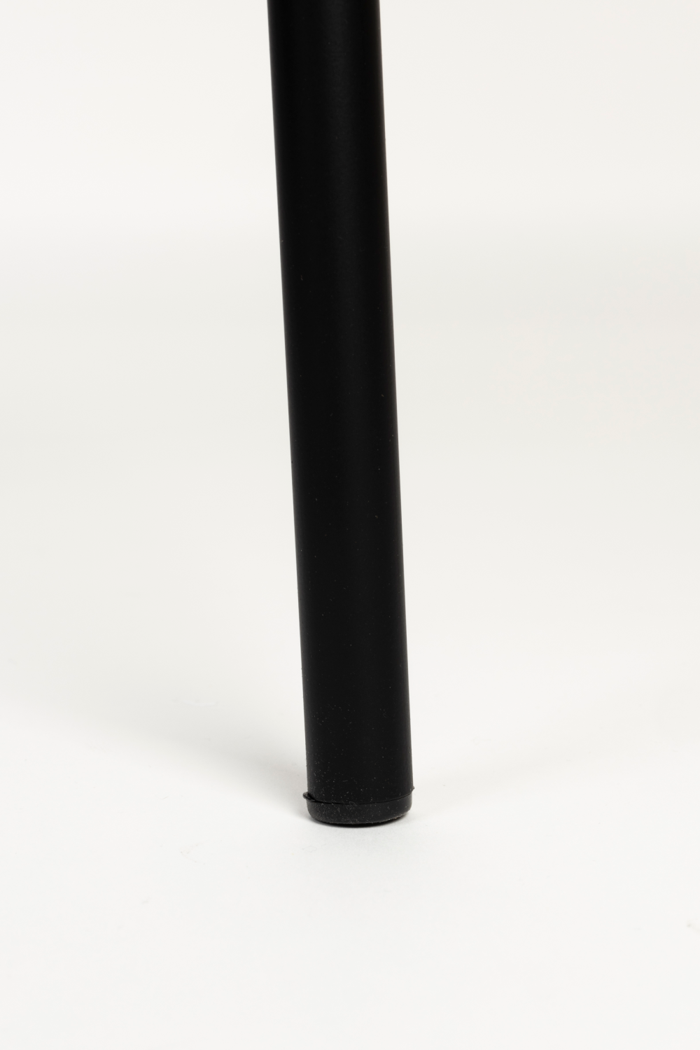 Cushioned Minimalist Dining Chairs (2) | Zuiver Buddy | OROA.com