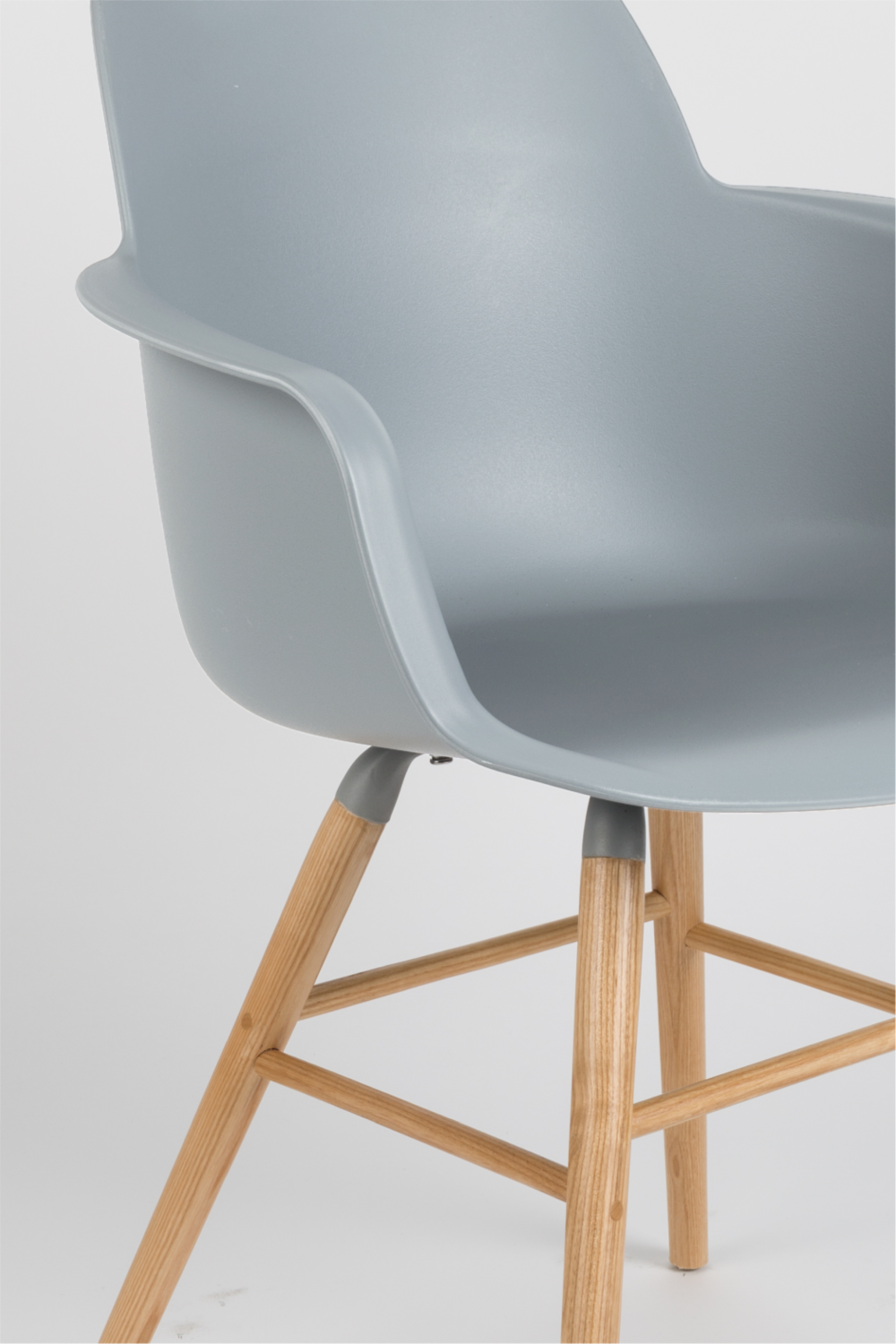 Shell Dining Armchairs (2) | Zuiver Albert Kuip | Oroa.com