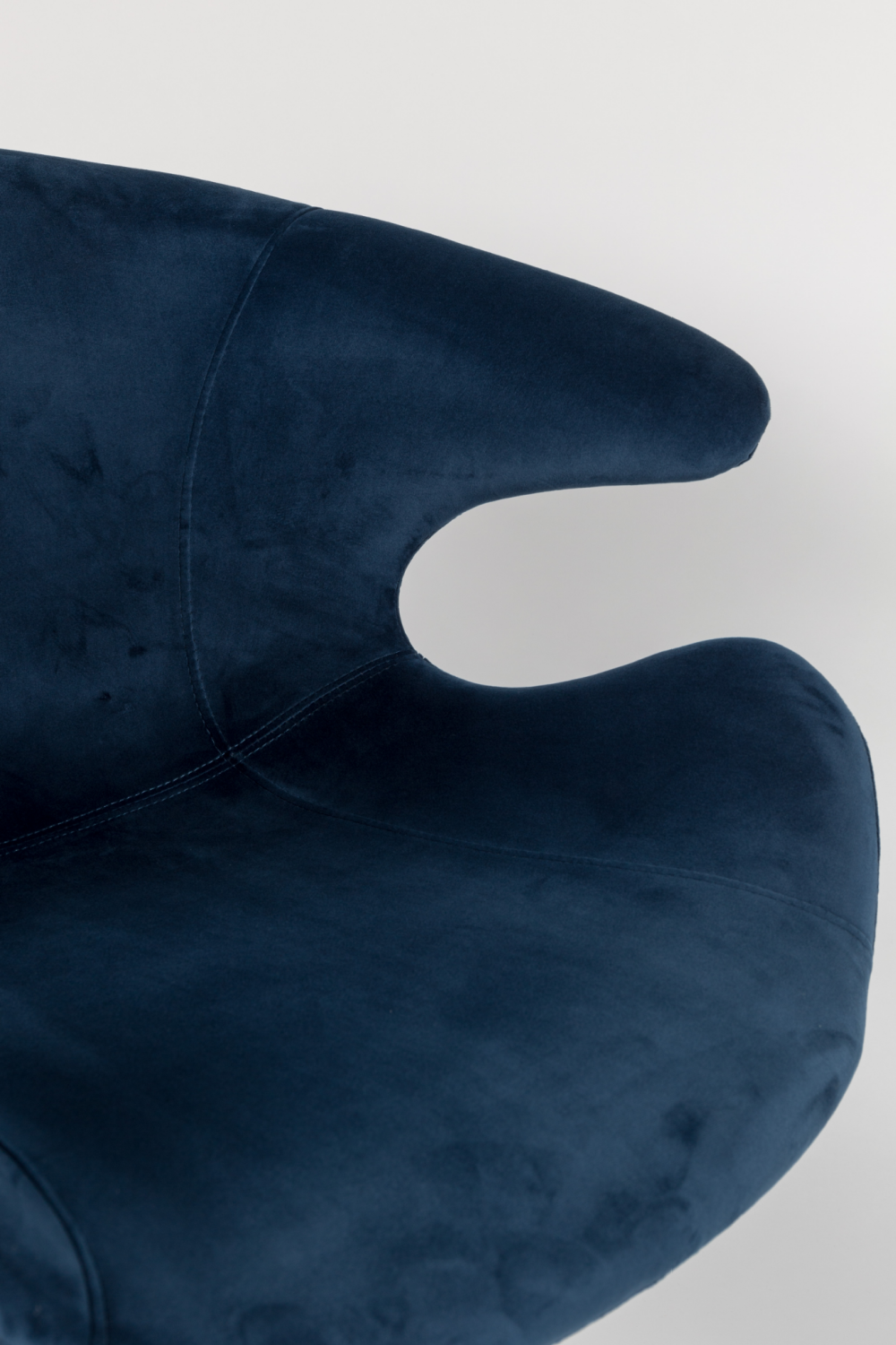 Bucket Seat Velvet Dining Armchairs (2) | Zuiver Mia | Oroa.com