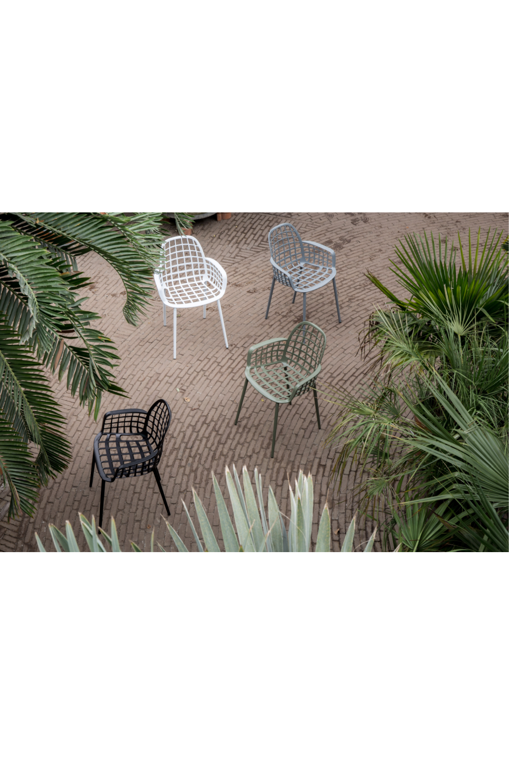 Aluminum Garden Dining Armchairs (2) | Zuiver Albert Kuip | Oroa.com