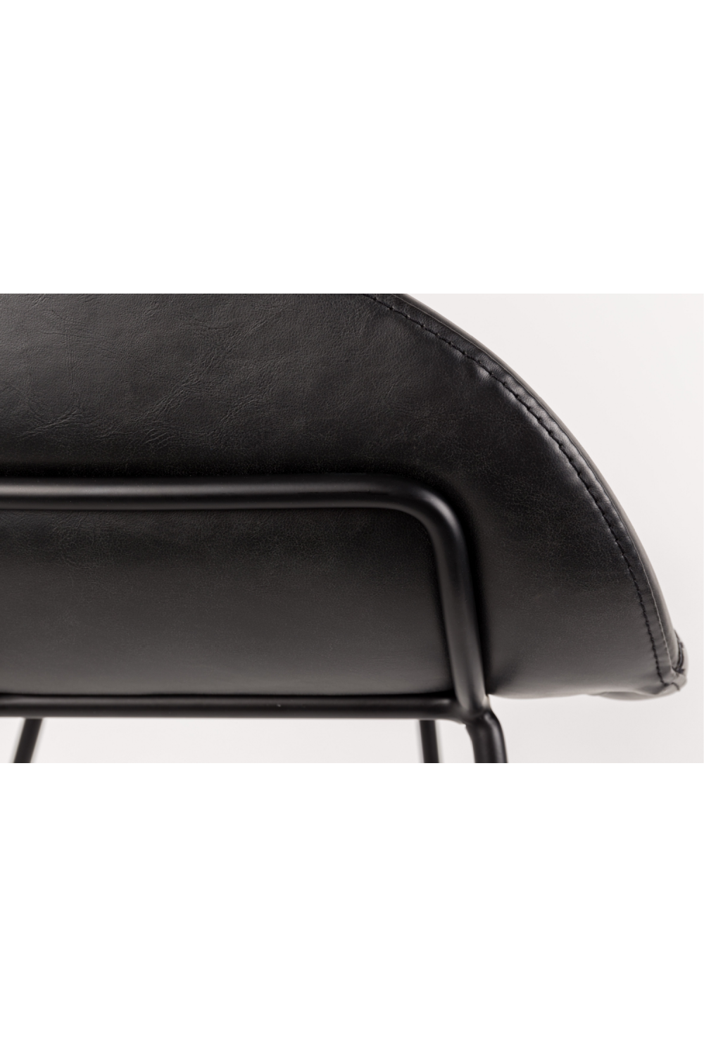 Baseball-Stitched Leather Bar Stools (2) | Zuiver Feston | Oroa.com