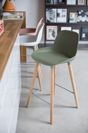 Molded Counter Stools (2) | Zuiver Albert Kuip | OROA.com