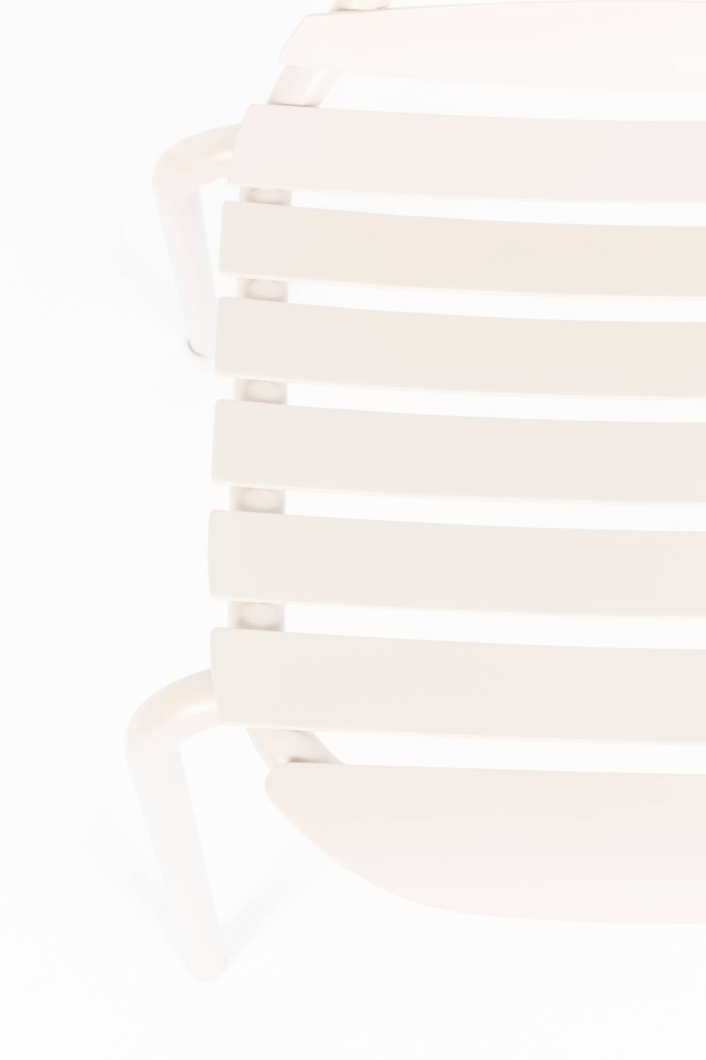 Slatted Metal Garden Chairs (2) | Zuiver Vondel | OROA.com