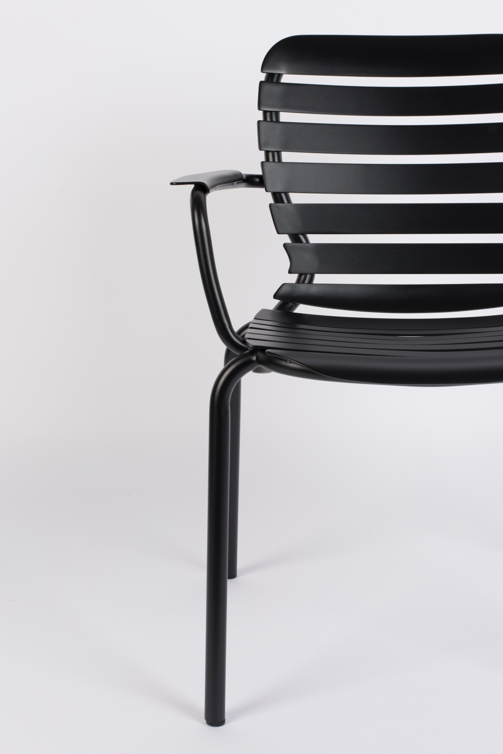 Aluminum Garden Armchairs (2) | Zuiver Vendel | OROA.com