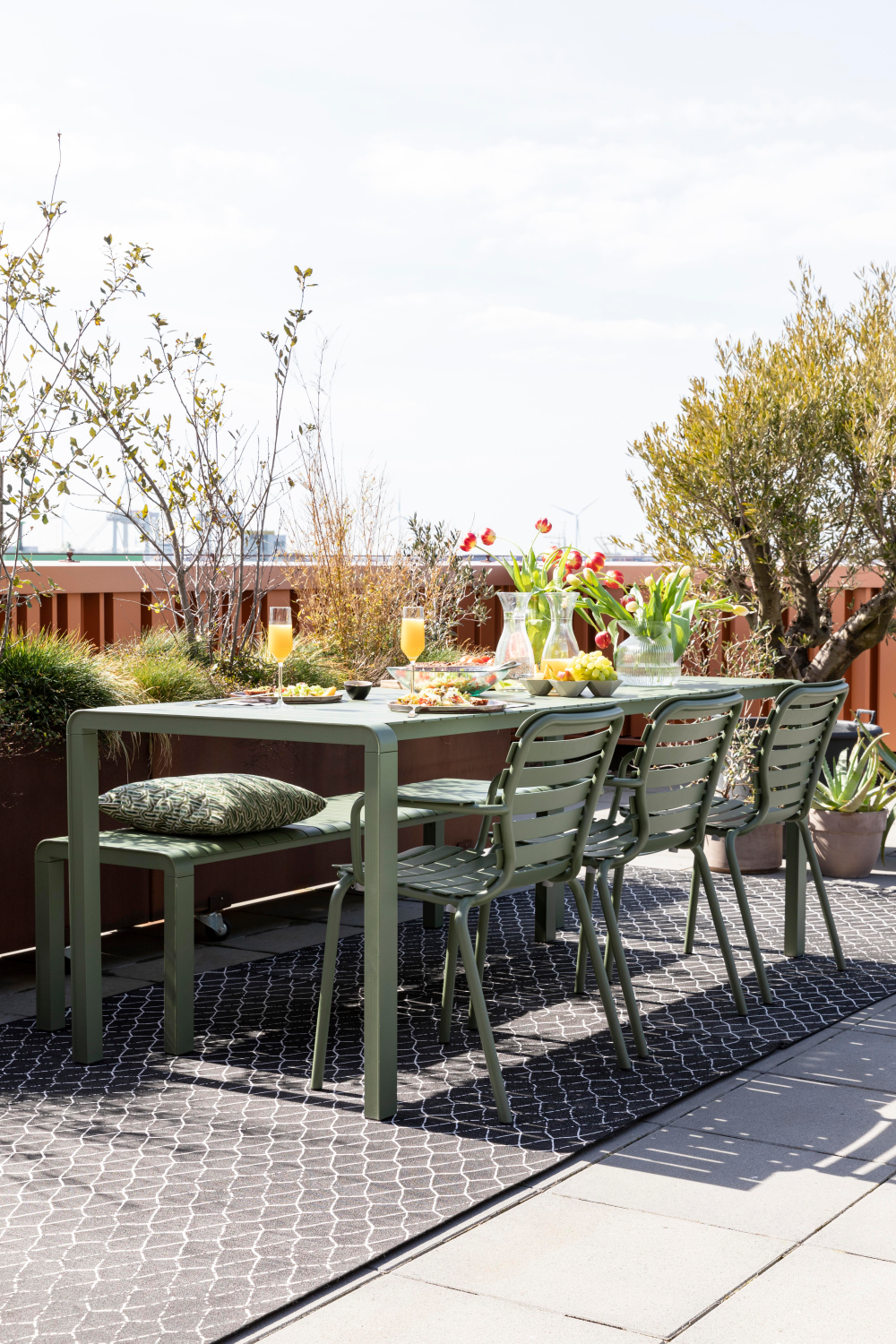 Aluminum Garden Armchairs (2) | Zuiver Vendel | OROA.com