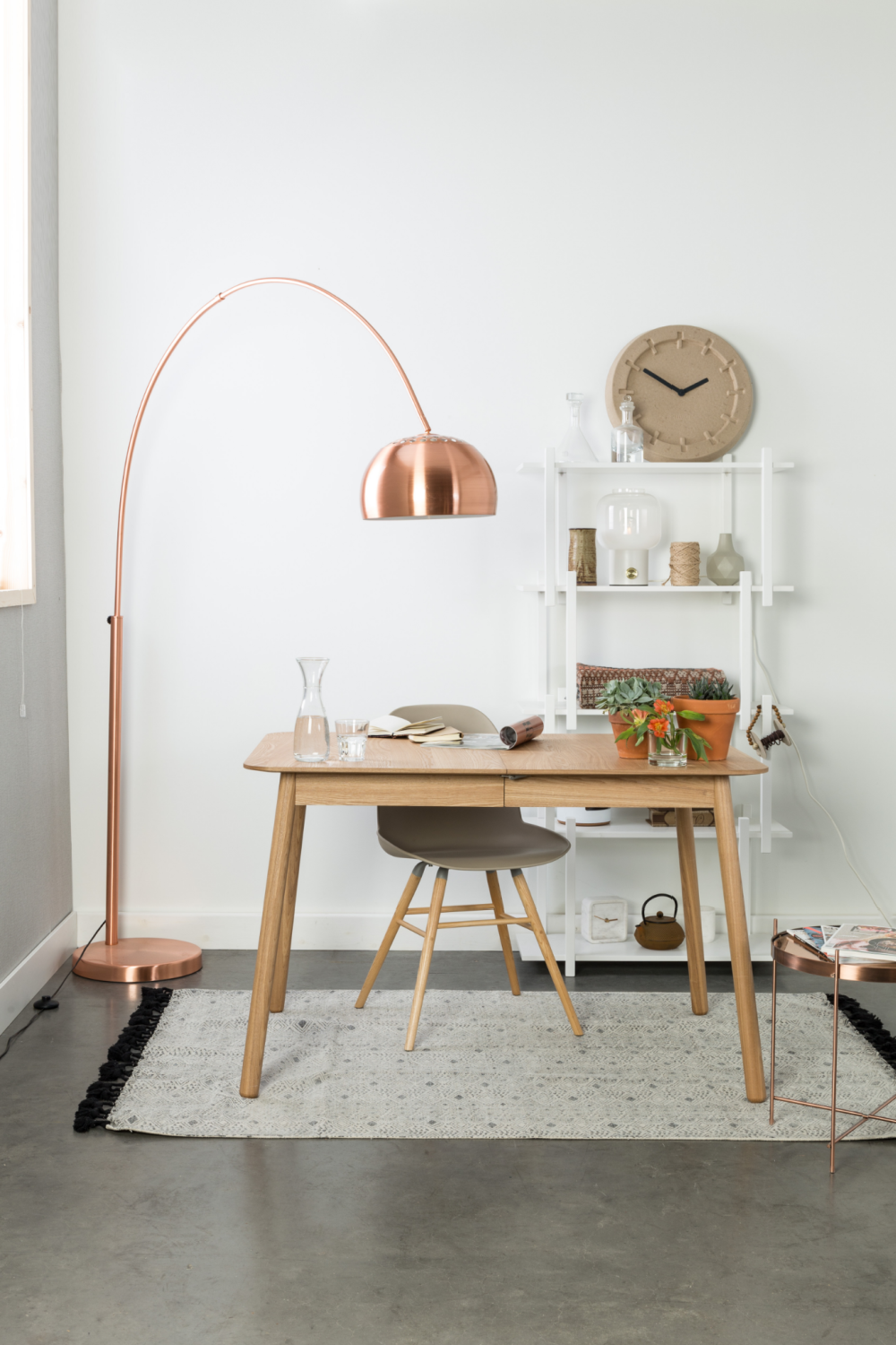 Walnut Extendable Dining Table | Zuiver Glimps | OROA.com