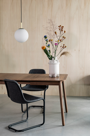 Walnut Extendable Dining Table | Zuiver Glimps | OROA.com