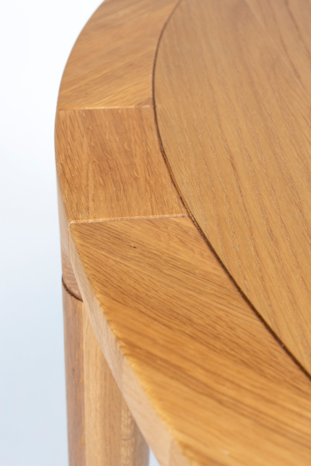 Oak V-Groove Dining Table | Zuiver Storm | Oroa.com