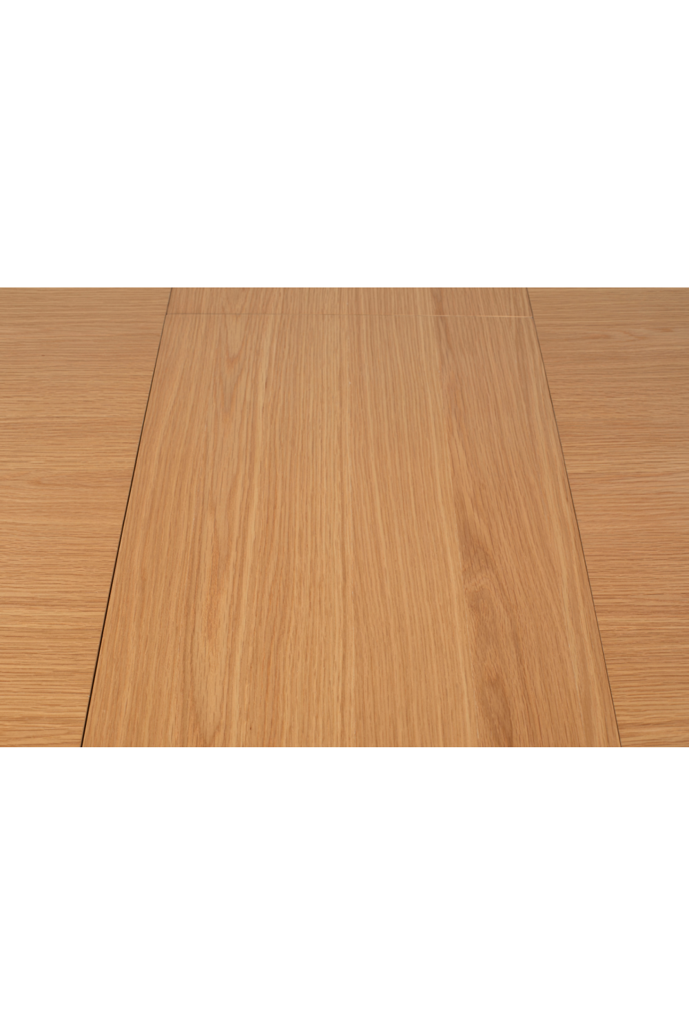 Scandinavian Extendable Dining Table | Zuiver Twist | OROA.com