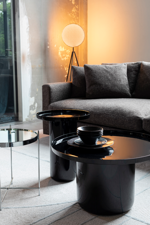 Round Black Coffee Table | Zuiver Shiny Bomb | OROA.com