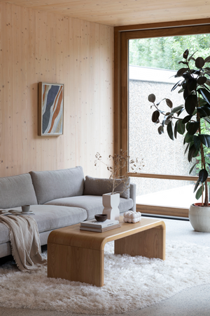 Oak Curved Coffee Table | Zuiver Brave | OROA.com