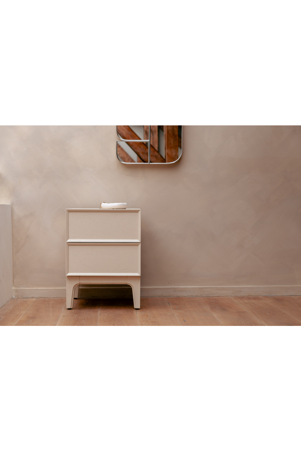 White Wooden Side Table | Zuiver June | OROA.com