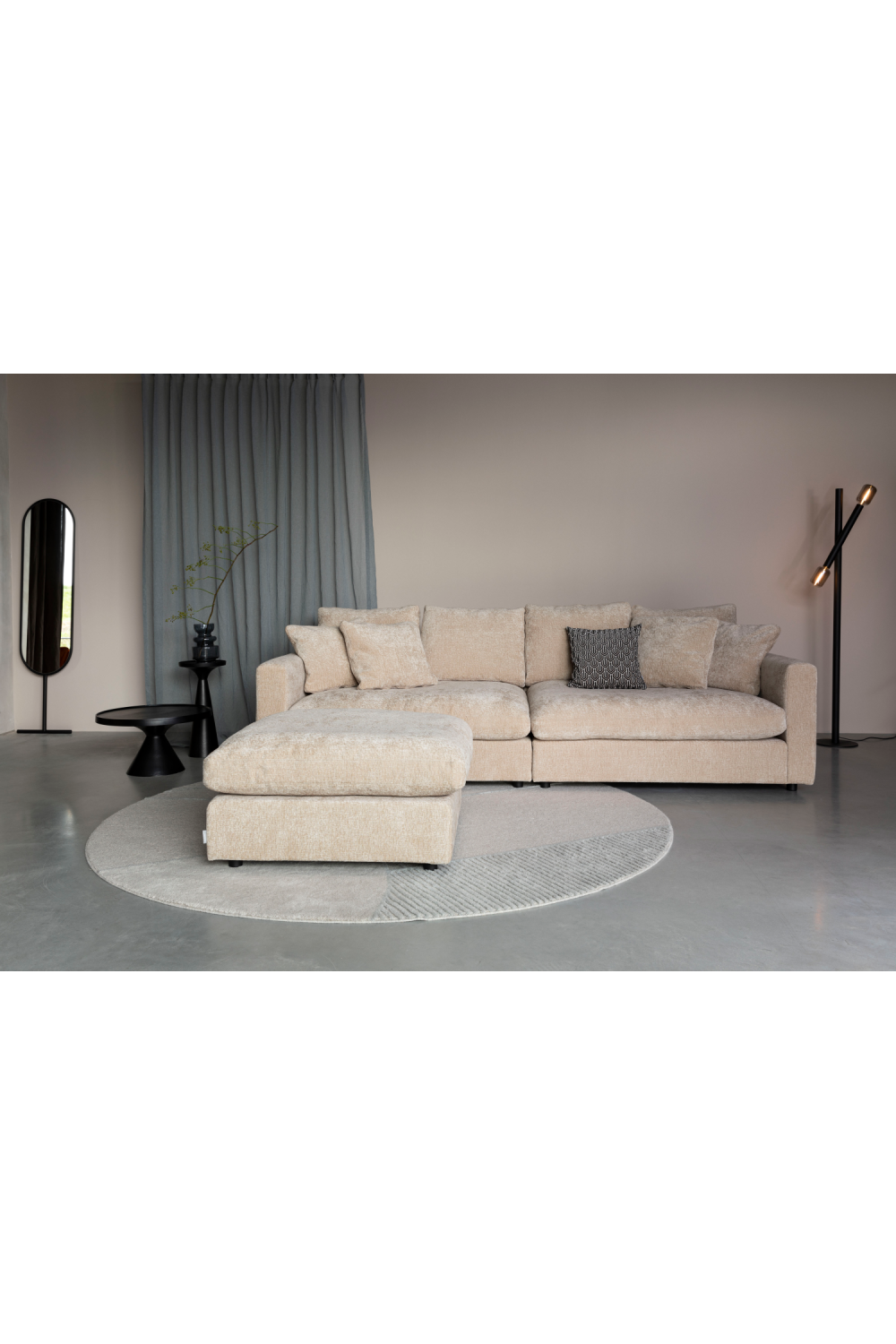 Square Upholstered Hocker | Zuiver Sense | OROA.com