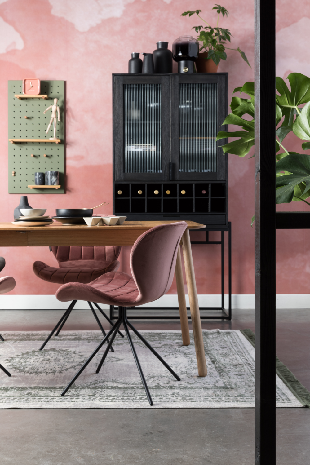 Black Oak Wine Cabinet | Zuiver Travis | OROA.com