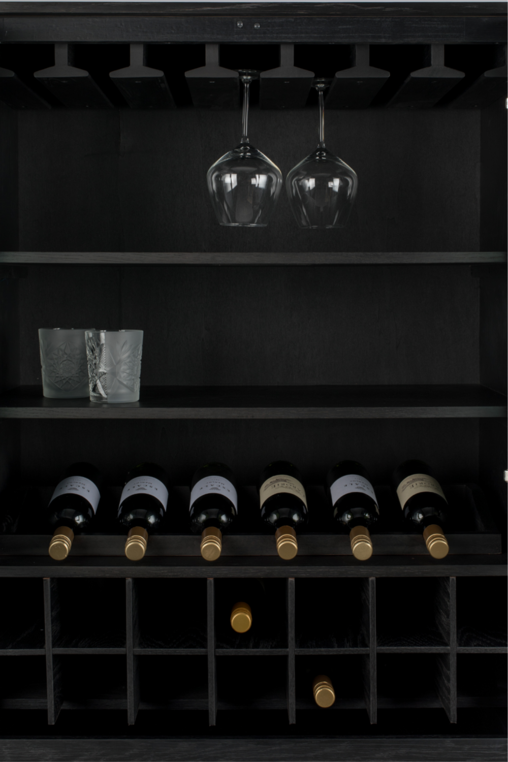 Black Oak Wine Cabinet | Zuiver Travis | OROA.com