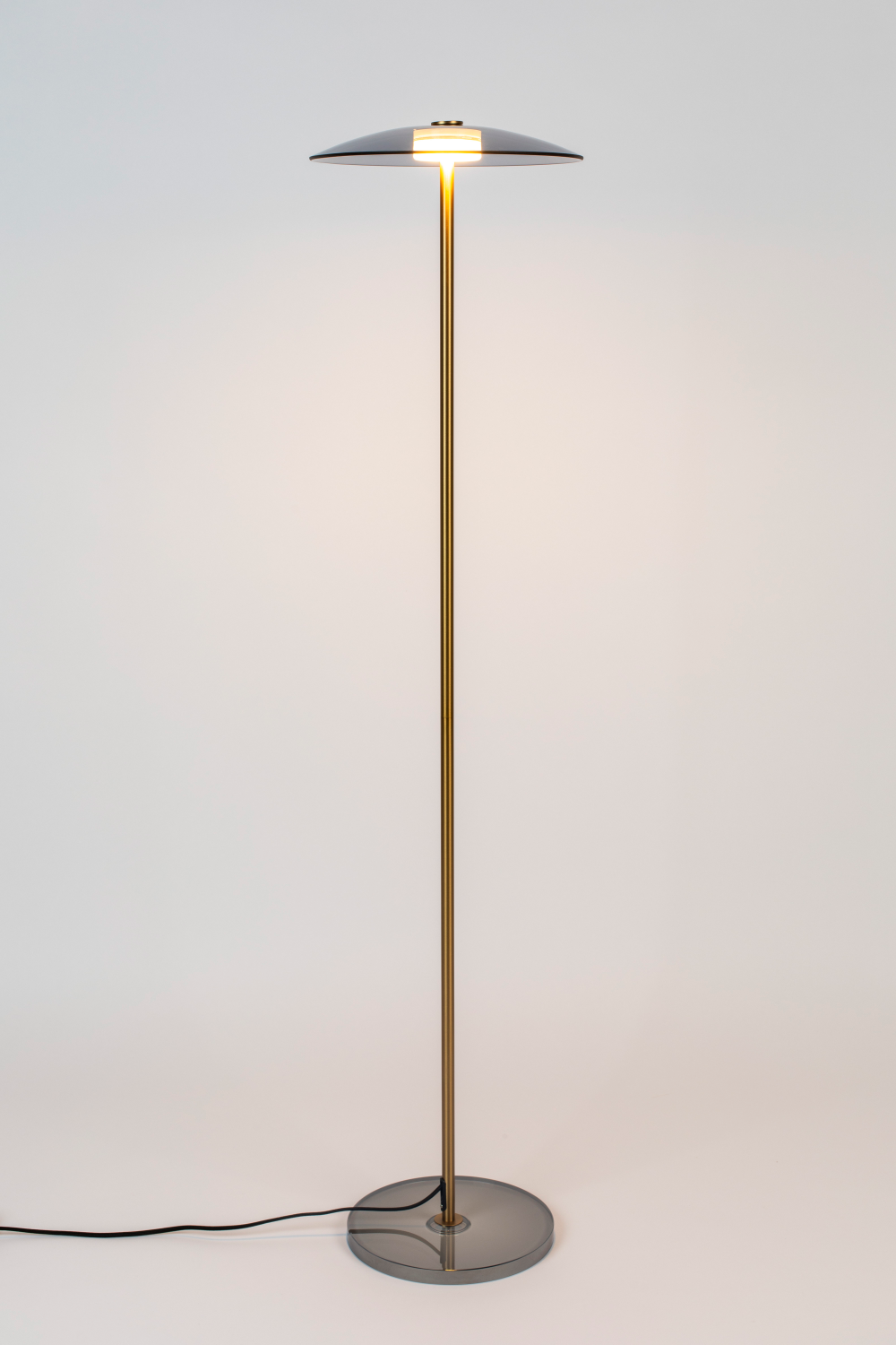 Glass Plate Floor Lamp | Zuiver Lamp | OROA.com